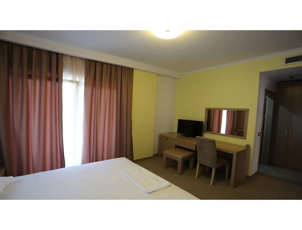 Hotel Voloreka Tushemisht Room photo