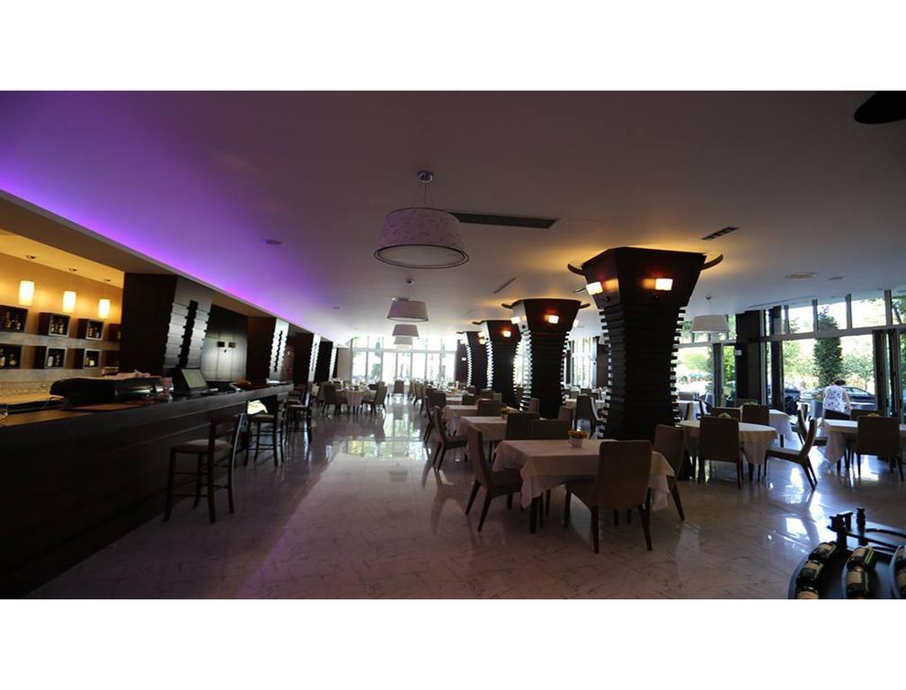 Hotel Voloreka Tushemisht Exterior photo